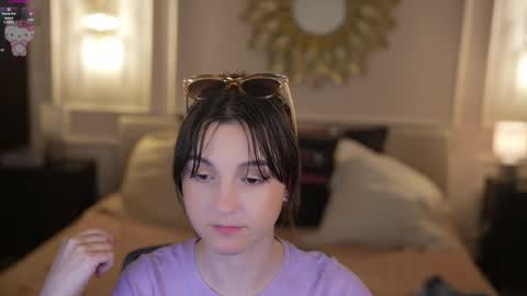 Diamonds Girls online show from May 25, 2026, 7:53 pm