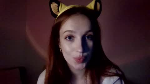 bright_naughty online show from December 15, 2025, 4:22 pm