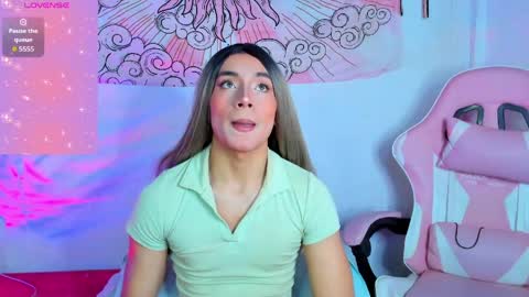 Snapshot of brihanna_cooper chatting on June 1, 2026, 2:52 pm bri online show from June 1, 2026, 2:52 pm