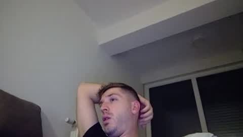 brii0000 online show from December 8, 2024, 7:32 pm