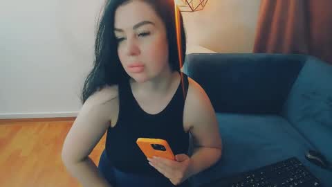 brilliantegirl_ online show from April 3, 2026, 7:06 am