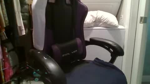 Briny online show from December 21, 2025, 3:41 pm