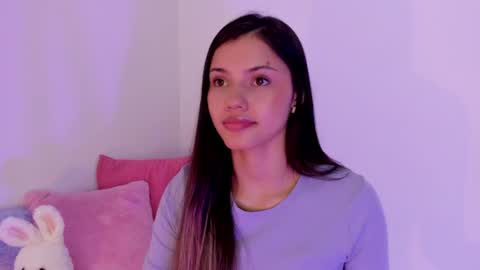Brisa  online show from June 10, 2026, 8:41 pm
