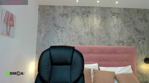 Snapshot of brithanycollins chatting on October 7, 2025, 12:35 pm Brithany online show from October 7, 2025, 12:35 pm