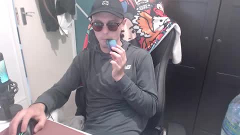 Snapshot of britishbigdick_ chatting on October 3, 2025, 2:25 pm britishbigdick_ online show from October 3, 2025, 2:25 pm