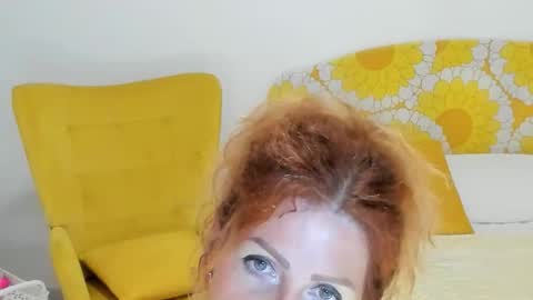 Snapshot of britishmilfpenelope chatting on September 9, 2025, 10:59 am Penelope online show from September 9, 2025, 10:59 am
