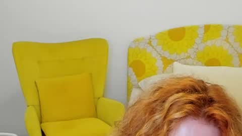 Snapshot of britishmilfpenelope chatting on July 4, 2026, 4:40 am Penelope online show from July 4, 2026, 4:40 am