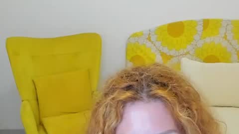 Snapshot of britishmilfpenelope chatting on August 4, 2026, 3:21 am Penelope online show from August 4, 2026, 3:21 am