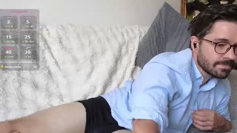 Snapshot of britishpoet69 chatting on July 24, 2026, 12:25 pm British Poet online show from July 24, 2026, 12:25 pm