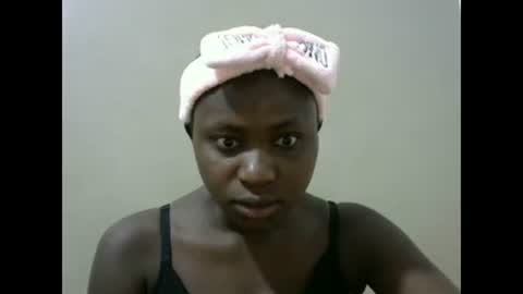 Snapshot of britney_254 chatting on February 19, 2025, 12:46 am britney_254 online show from February 19, 2025, 12:46 am