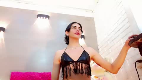 Snapshot of britney_ortega chatting on October 31, 2025, 9:27 pm britney_ortega online show from October 31, 2025, 9:27 pm