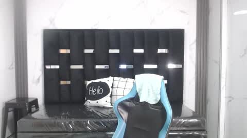 Britney  online show from January 16, 2026, 2:48 am