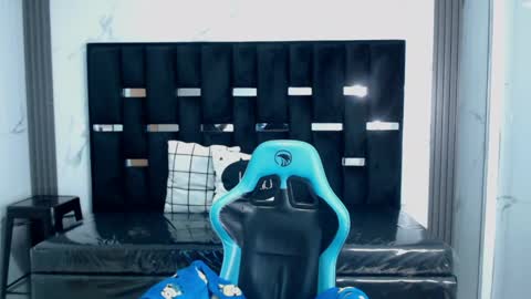 Britney  online show from April 7, 2026, 2:45 am