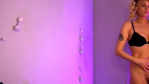 britneyhudson online show from February 2, 2026, 4:11 am