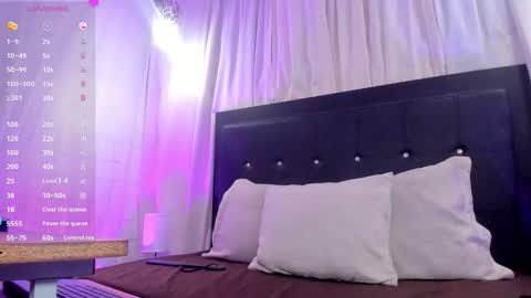   online show from November 19, 2025, 4:01 am