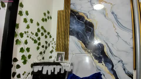 brittanyy20 online show from February 13, 2026, 9:49 am