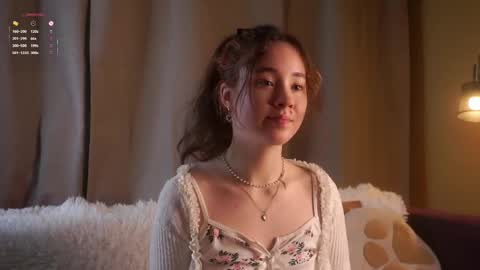 Lina online show from April 15, 2026, 1:18 pm