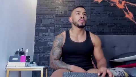 Snapshot of brock_hurn chatting on October 31, 2025, 9:16 pm brock_hurn online show from October 31, 2025, 9:16 pm