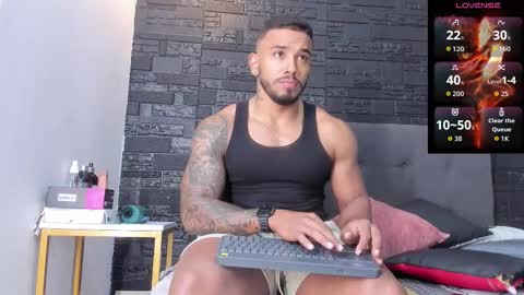 Snapshot of brock_hurn chatting on November 4, 2025, 9:14 pm brock_hurn online show from November 4, 2025, 9:14 pm