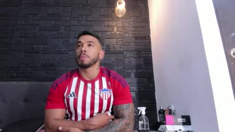 Snapshot of brock_hurn chatting on November 23, 2025, 8:19 pm brock_hurn online show from November 23, 2025, 8:19 pm