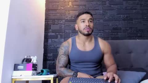 Snapshot of brock_hurn chatting on December 2, 2025, 9:10 pm brock_hurn online show from December 2, 2025, 9:10 pm