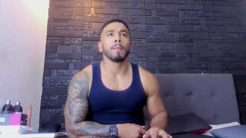 Snapshot of brock_hurn chatting on December 13, 2025, 8:47 pm brock_hurn online show from December 13, 2025, 8:47 pm