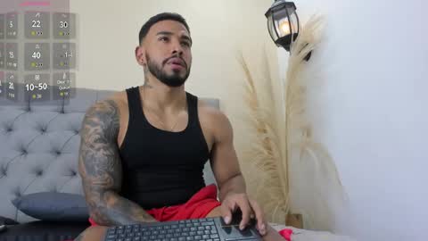 Snapshot of brock_hurn chatting on April 25, 2026, 8:39 pm brock_hurn online show from April 25, 2026, 8:39 pm
