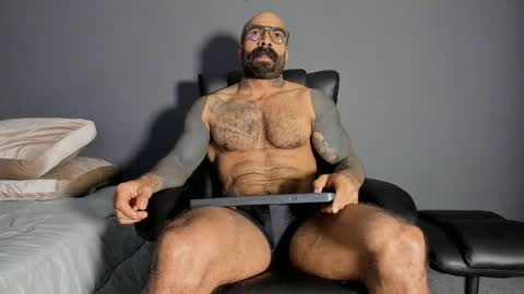 Snapshot of brockhurn_ chatting on April 25, 2026, 12:57 am brockhurn_ online show from April 25, 2026, 12:57 am