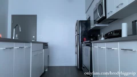 Brody Biggs online show from November 23, 2025, 8:19 pm