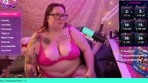 Snapshot of brookenicole3 chatting on May 21, 2026, 1:45 am Madam Brooke online show from May 21, 2026, 1:45 am