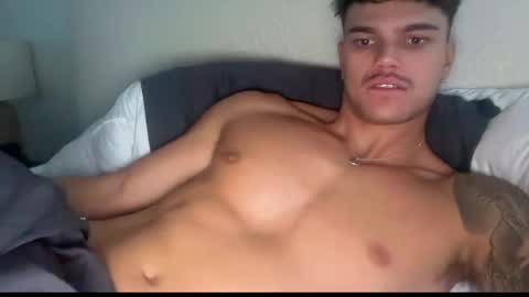 Snapshot of brooklyntay chatting on April 22, 2026, 10:44 pm BrooklynTay online show from April 22, 2026, 10:44 pm