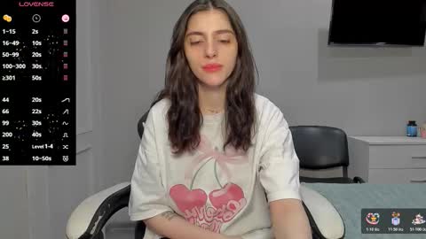 broosnica1 online show from November 23, 2025, 7:41 am