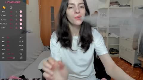 Snapshot of broosnica1 chatting on May 1, 2026, 8:30 am broosnica1 online show from May 1, 2026, 8:30 am