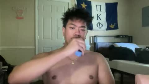 bronoslide online show from April 18, 2026, 2:10 pm