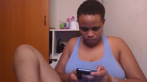 brown_lv online show from January 14, 2025, 8:52 am