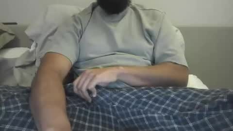 brownbd32 online show from April 17, 2026, 10:57 pm