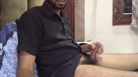 brownie_cake online show from March 31, 2026, 4:07 pm