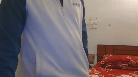 Snapshot of brownny_cock chatting on December 19, 2025, 10:17 pm brownny_cock online show from December 19, 2025, 10:17 pm