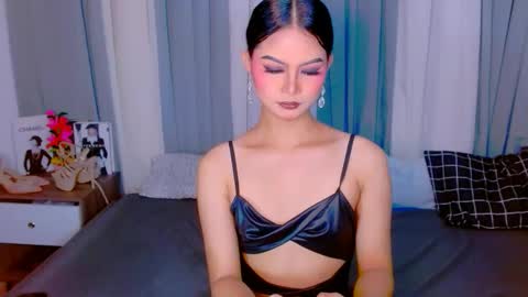 Snapshot of brownsausageroberta chatting on September 19, 2025, 9:54 am Roberta GODDESS OF PLEASURE AND SEXUALDESIRE online show from September 19, 2025, 9:54 am