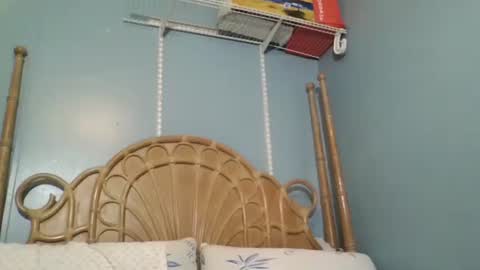 EtherealLilac online show from September 16, 2025, 1:34 pm