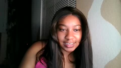 Snapshot of brownsugarcutie3 chatting on April 13, 2026, 2:06 am Brownsuagrcutie online show from April 13, 2026, 2:06 am