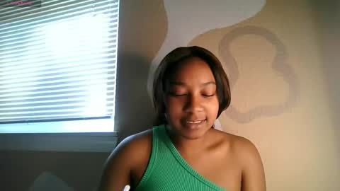 Snapshot of brownsugarcutie3 chatting on April 23, 2026, 7:05 pm Brownsuagrcutie online show from April 23, 2026, 7:05 pm