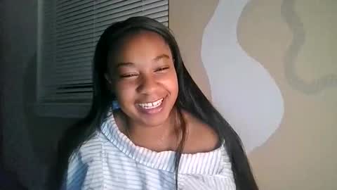 Snapshot of brownsugarcutie3 chatting on May 9, 2026, 2:50 am Brownsuagrcutie online show from May 9, 2026, 2:50 am