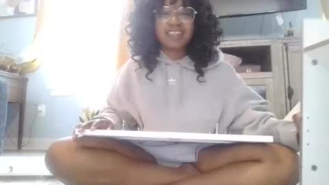 Snapshot of brownsugarcutie3 chatting on May 21, 2026, 8:05 pm Brownsuagrcutie online show from May 21, 2026, 8:05 pm