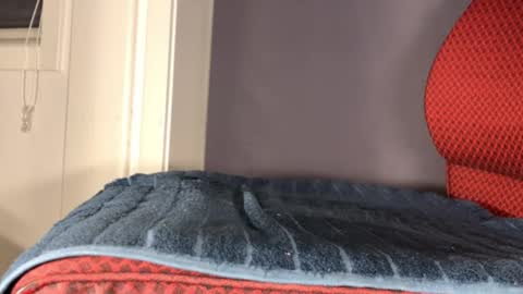 Snapshot of brsrk chatting on December 5, 2025, 8:38 pm Brsrkr online show from December 5, 2025, 8:38 pm