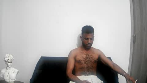 bruce_1111 online show from March 31, 2026, 10:43 pm