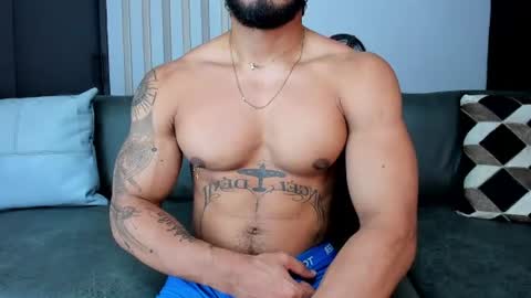 Snapshot of bruce_roldan chatting on July 4, 2026, 12:17 am bruce roldan online show from July 4, 2026, 12:17 am