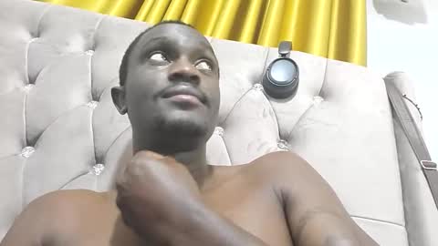 Snapshot of brucebonny chatting on October 26, 2025, 6:36 pm brucebonny online show from October 26, 2025, 6:36 pm