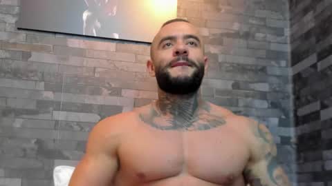 Snapshot of brucedallas chatting on December 16, 2025, 2:05 am brucedallas online show from December 16, 2025, 2:05 am