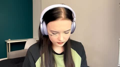 Snapshot of brunaceasor chatting on May 5, 2026, 1:08 pm Luna online show from May 5, 2026, 1:08 pm
